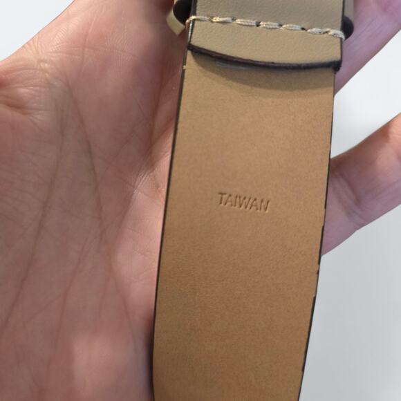 Michael Kors Fanny Pack Belt Bag Size Small - Picture 5 of 7